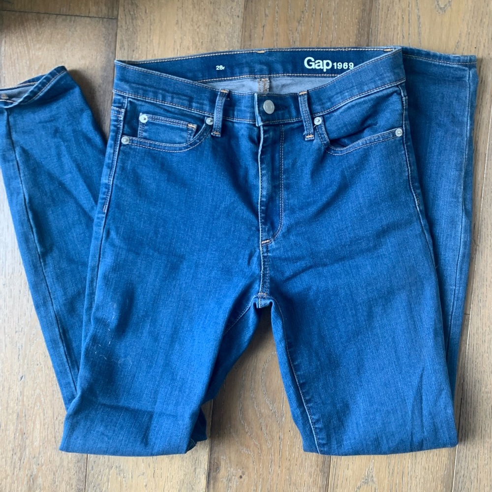 Gap 1969 Jeans Size 28 regular